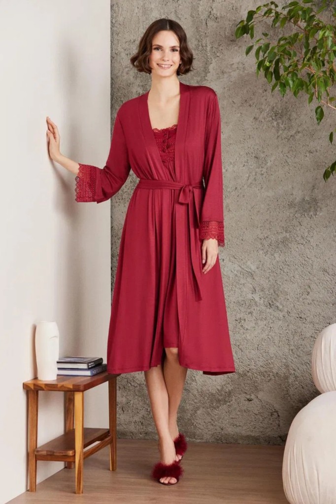 penye-dantelli-kadin-gecelik-ve-sabahlik-takim-18437